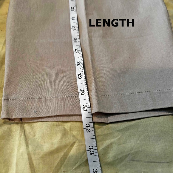 NEW PHOTOS! CAPRIS, SAVVY FIT TWILL, LINEN COLOUR, SIZE 26, RAYON/SPANDEX, FAKE - Picture 7 of 16